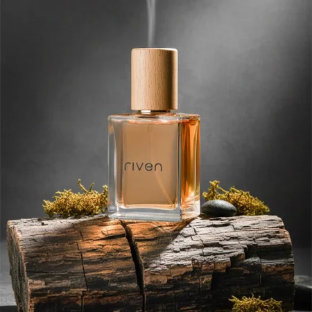 Riven - Woodey perfume for men - Voyd men
